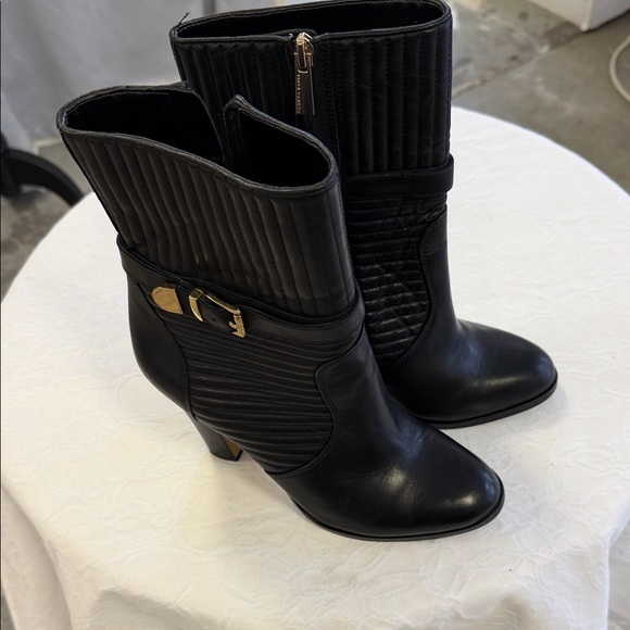 Vince Camuto Shoes - NWOT Vince Camuto Black Heeled Leather Boots with Buckle